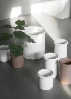 DBKD Kruset Pot Matte White, Small -Sunny Garden Shop dbkd kruset pot matte white 6 2