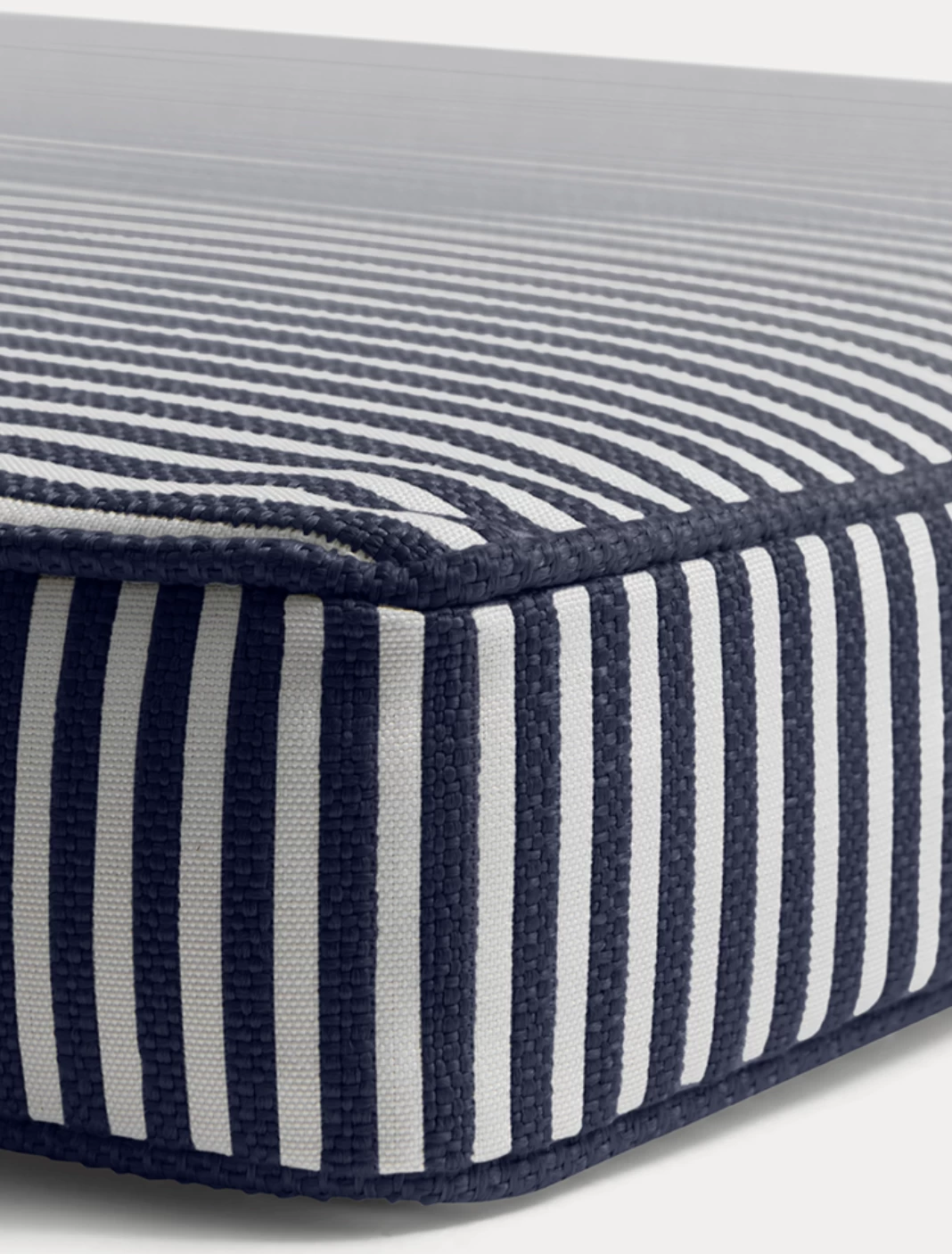 Narrow Stripe Sunbed Cushion 60x186 Cm, Navy 5 Narrow Stripe Sunbed Cushion 60x186 Cm, Navy - Image 3