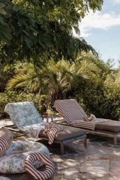 Stripe Pear Bath Sheet, 100x150 Cm 12 Stripe Pear Bath Sheet, 100x150 Cm -Sunny Garden Shop garbo friends stripe pear 3