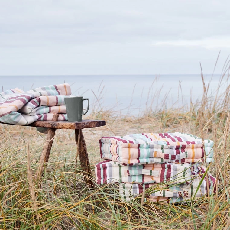 Sunny Garden Shop -Sunny Garden Shop rosendahl copenhagen plaid 130x180 cm 0 1