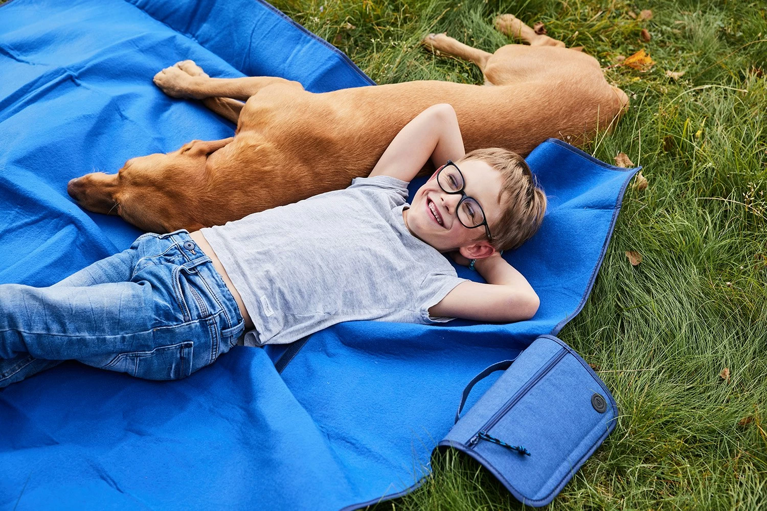 Sagaform City Picnic Blanket 130x170 Cm, Blue 5 Sagaform City Picnic Blanket 130x170 Cm, Blue - Image 3